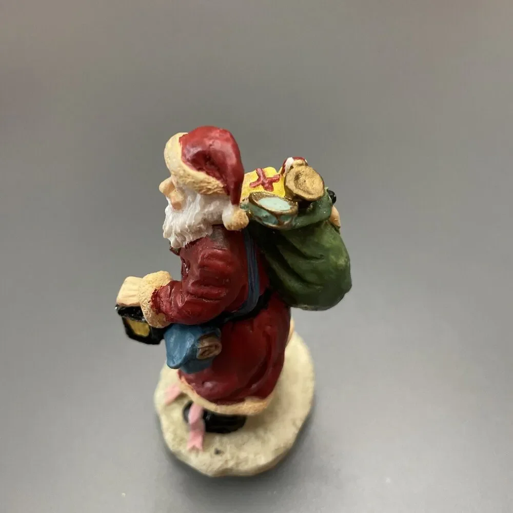 Vintage Artmark Santa Figurine W/Lantern & Sack Of Toys Cute And Detailed 3.25”